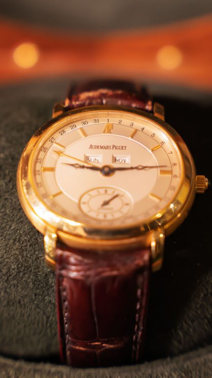 Montre Audemars Piguet en or sur bracelet cuir en écrin, dépôt-vente à Nice
