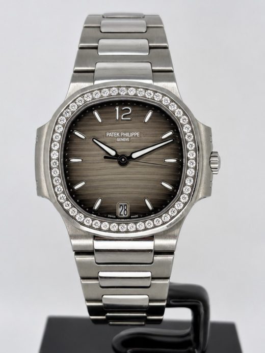 Montre Patek Philippe Nautilus lunette sertie de diamants - Gérald Bémon Nice